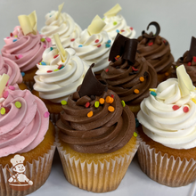 Load image into Gallery viewer, Boston Cream Pie Cupcakes