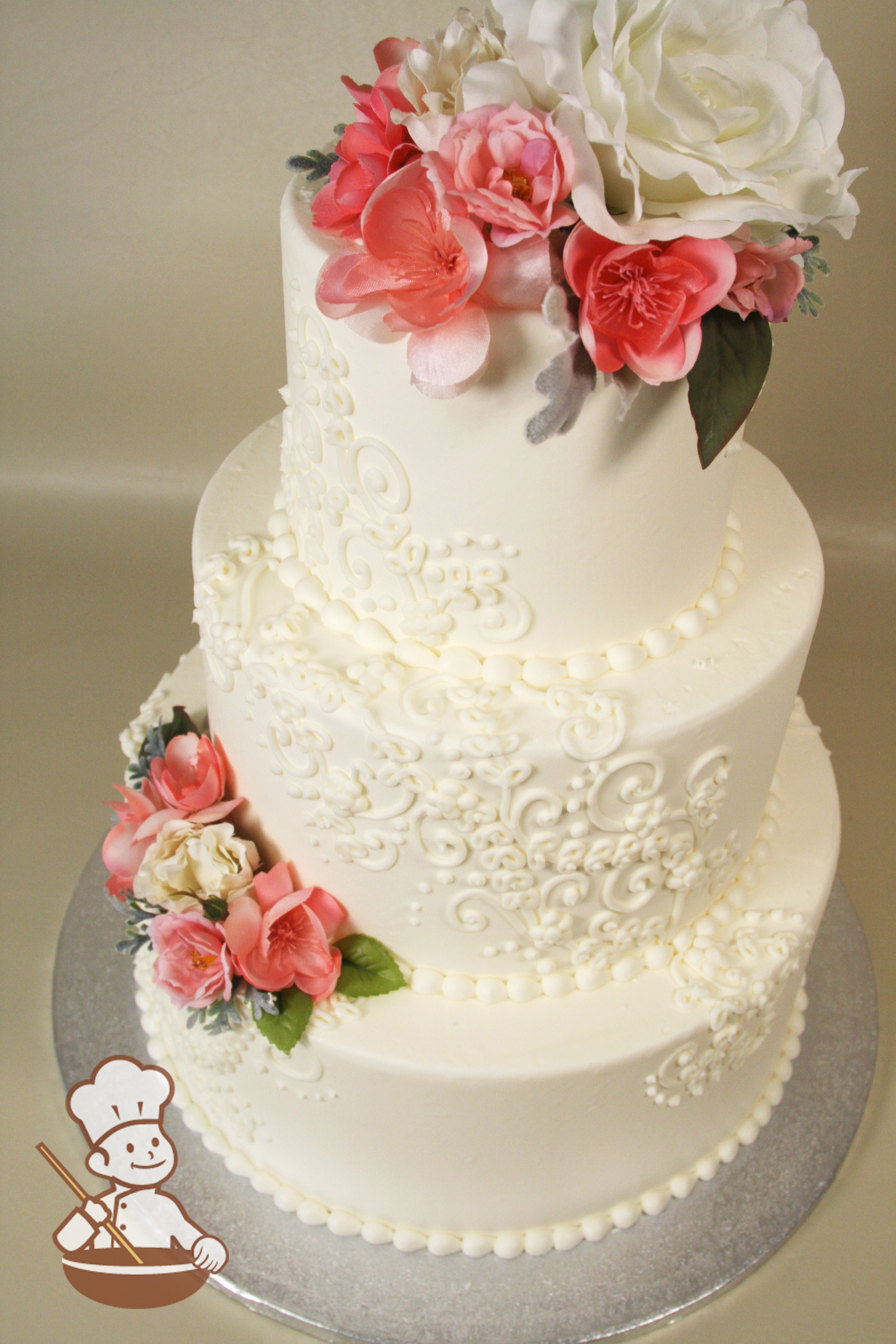 Clustered Scrolls Round Cake | Freedom Bakery