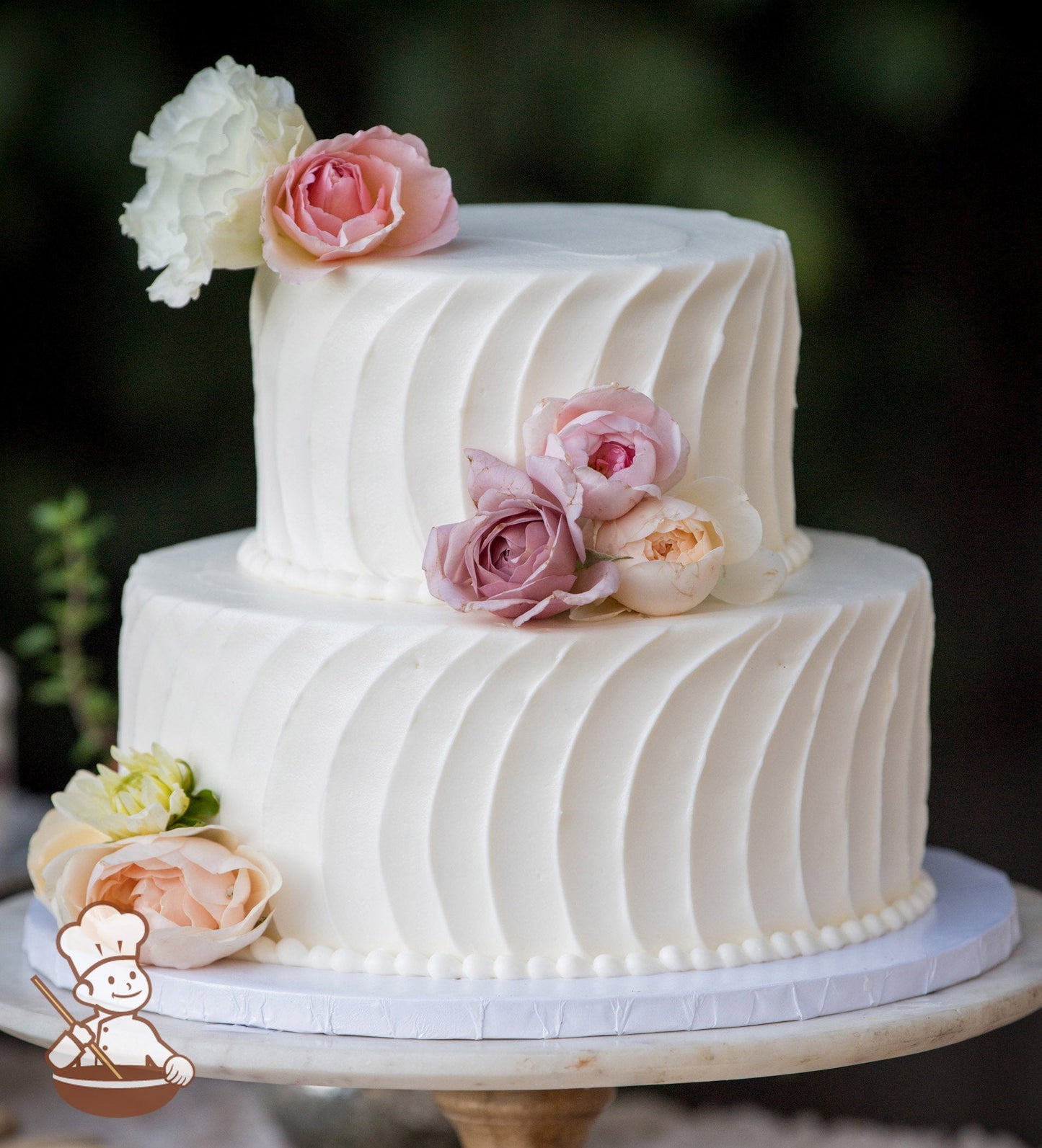 Vertical Curve Stripe Texture Round Cake | Freedom Bakery
